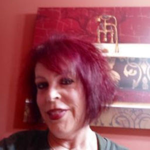 Meet your Posher, Debra